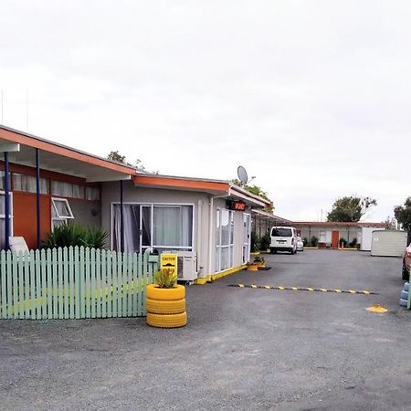 Paeroa Rail Trail Motel ภายนอก รูปภาพ