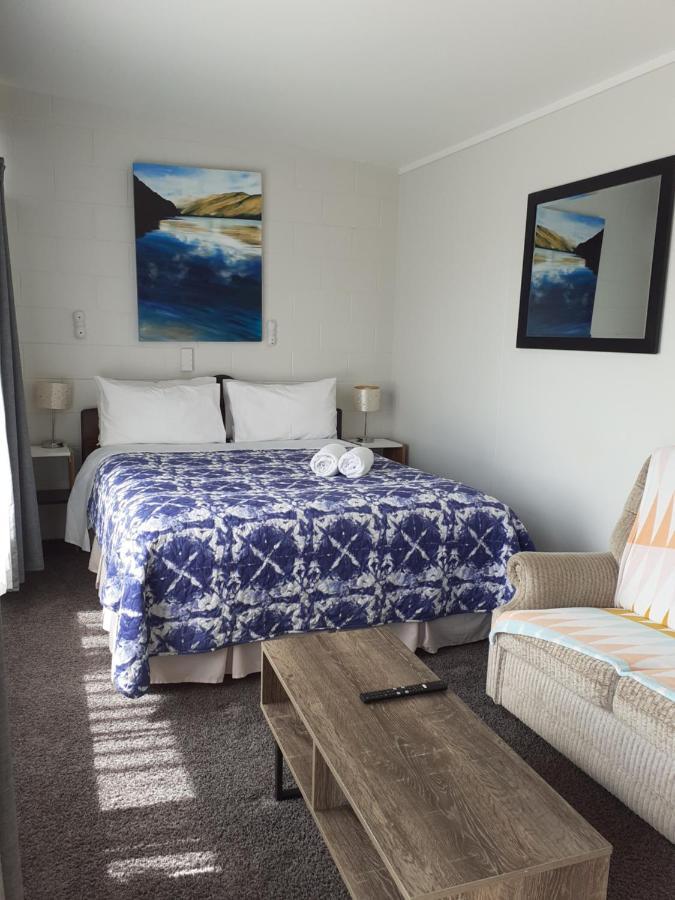 Paeroa Rail Trail Motel ภายนอก รูปภาพ